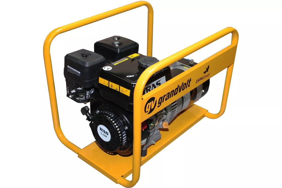 Бензиновый генератор Grandvolt GVI 2600 M 15L