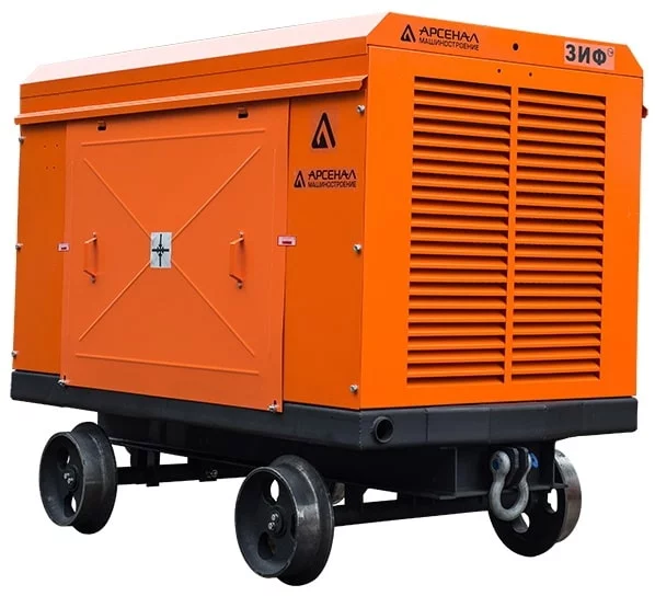 Винтовой компрессор ЗИФ ШВ 25/0,7 на скатах