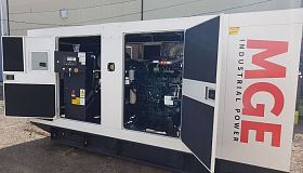 Дизельный генератор Doosan MGE 300-Т400 в кожухе — фото 11